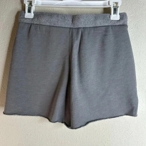Free People Kelly sweatshirt/shorts in grey size small & extra small - Picture 6 of 9